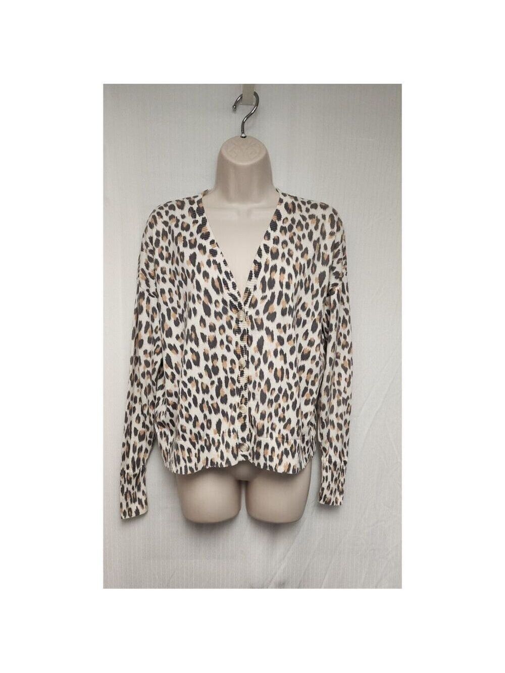 LOFT Leopard Print V-Neck Cardigan Sweater Women Color Cream/Gray Size Small - Picture 4 of 9